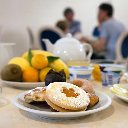 酒店 L'antico Convitto 3*